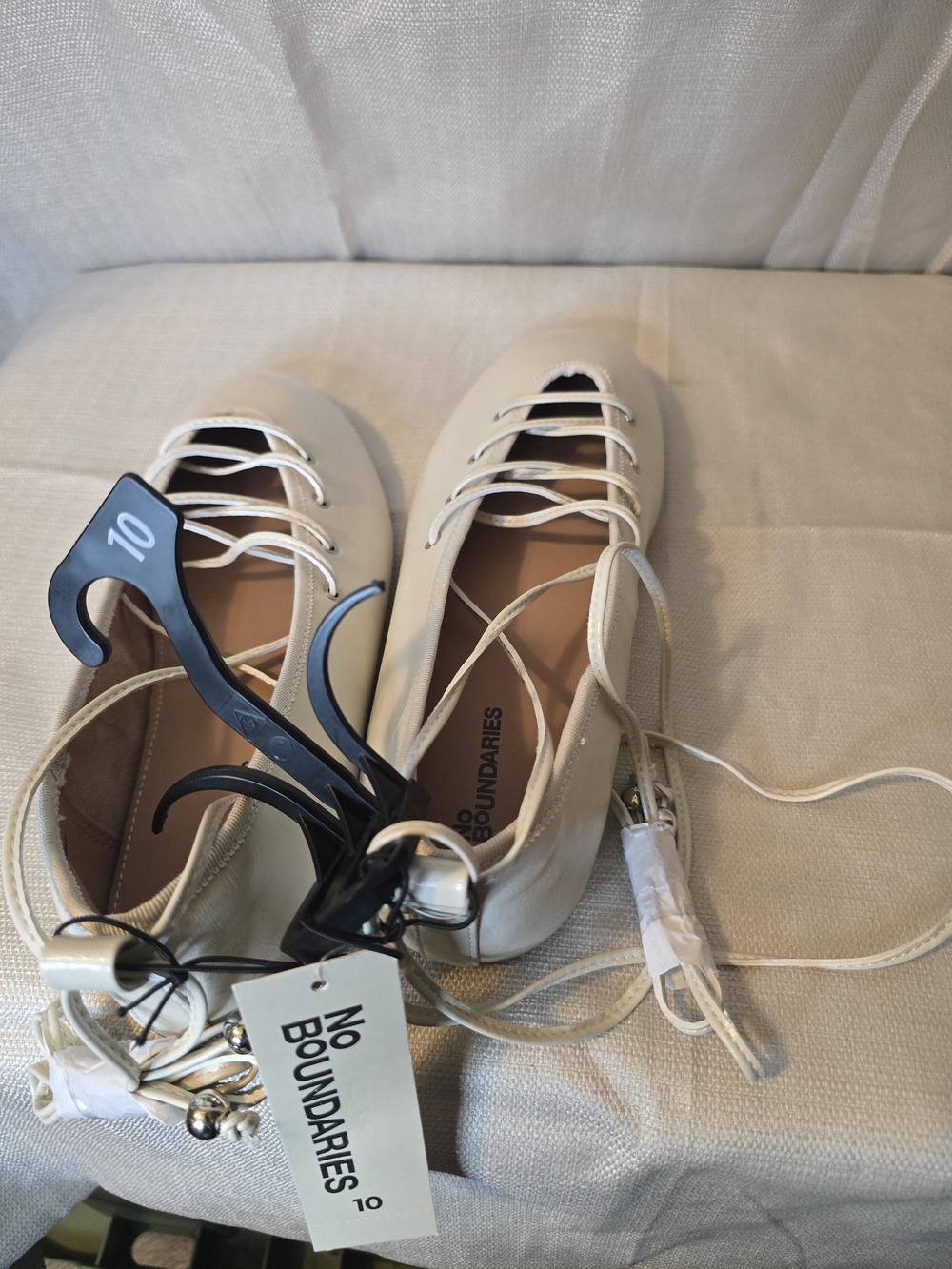 No Boundaries Women's Cream Lace-Up Ballet Flats with Wrap Laces